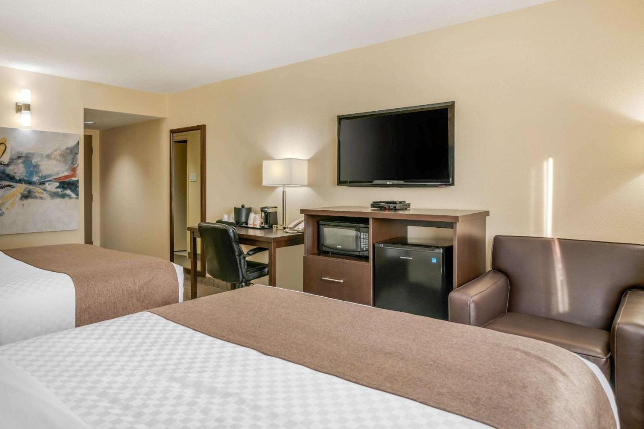 Quality Inn & Suites Bathurst Zewnętrze zdjęcie